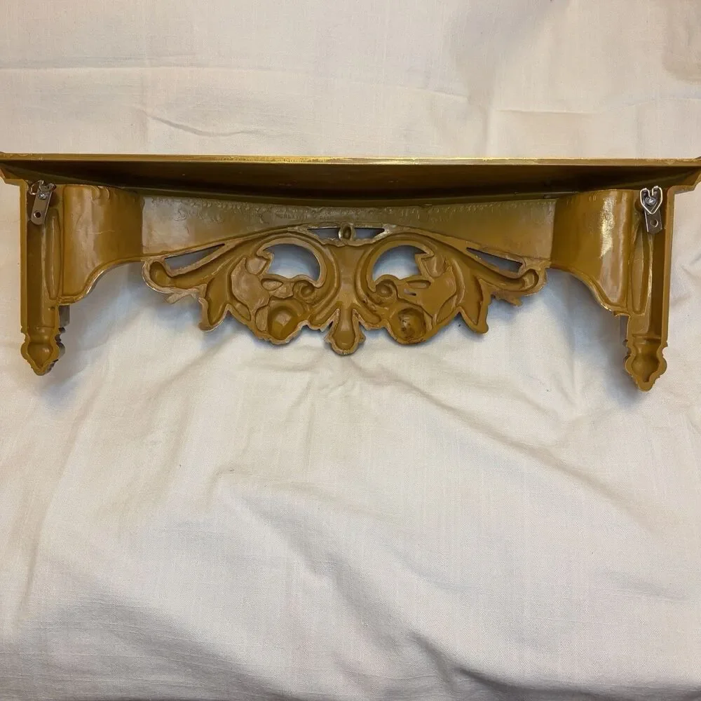 Dart Syroco Vintage Gold Toned Resin Roses Shelf Homco Decor Plastic